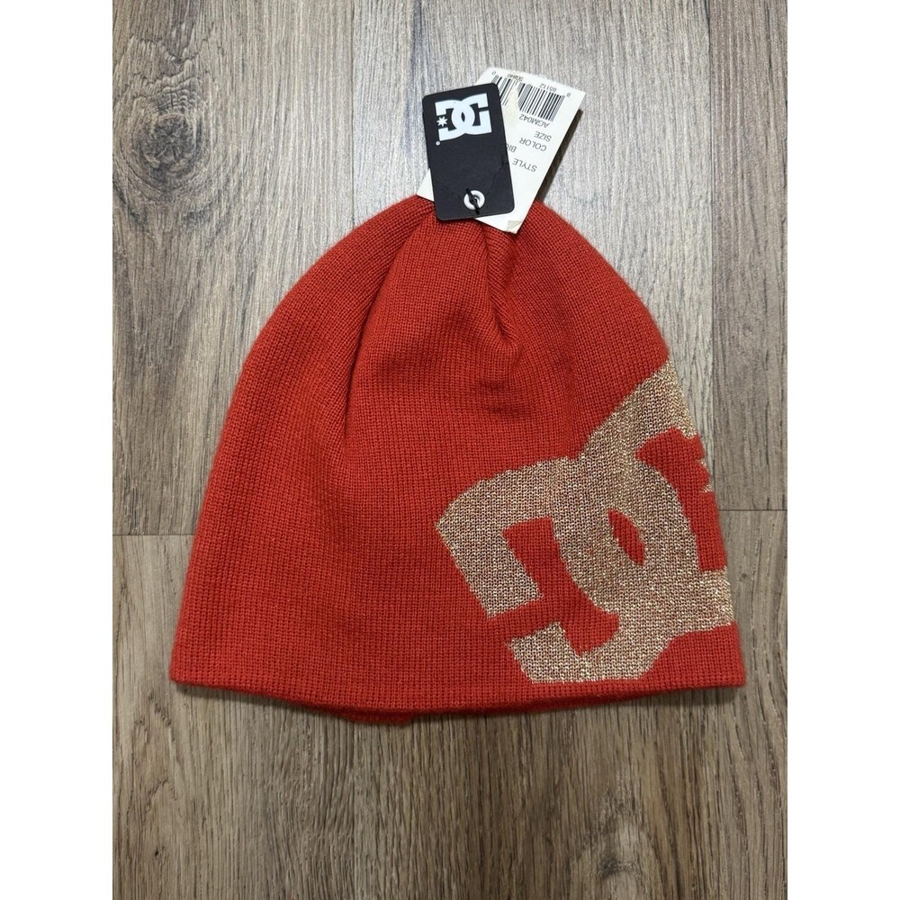 Y2K DC Shoes Red And Gold Big Logo Beanie Hat‎